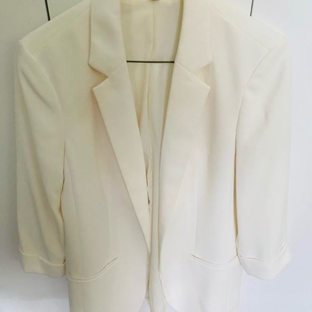 ⚡️(3/15). Express Women's Blazer size Small